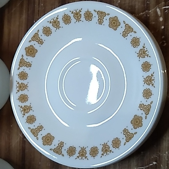 Vintage Corelle Butterfly Gold 8 piece coffee ☕ cup saucer set - Picture 2 of 4